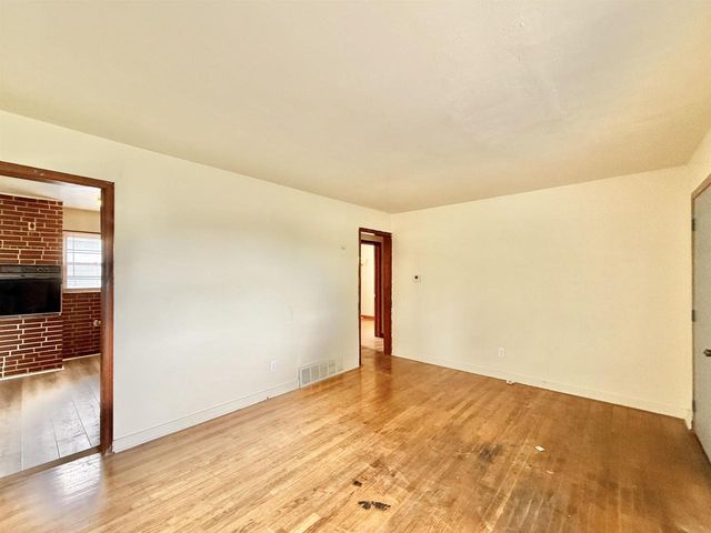 922 Farwell Street, Beloit, WI 53511