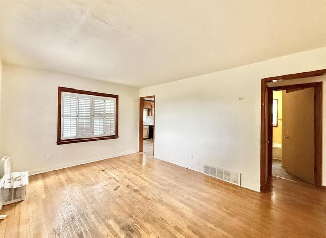922 Farwell Street, Beloit, WI 53511