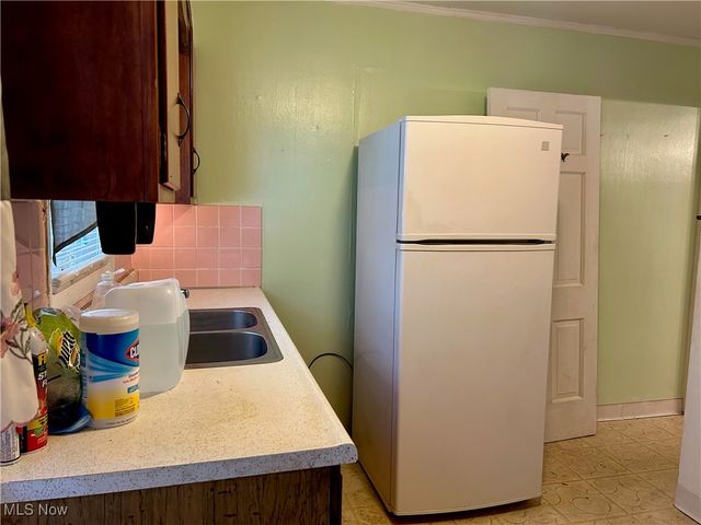 163 Tudor Avenue, Akron, OH 44312