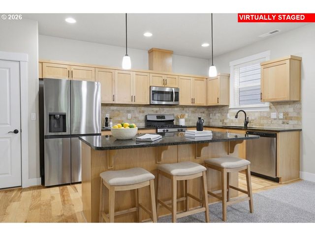 254 Sw 204TH Ter, Beaverton, OR 97006