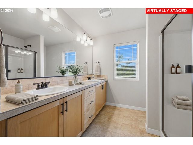 254 Sw 204TH Ter, Beaverton, OR 97006