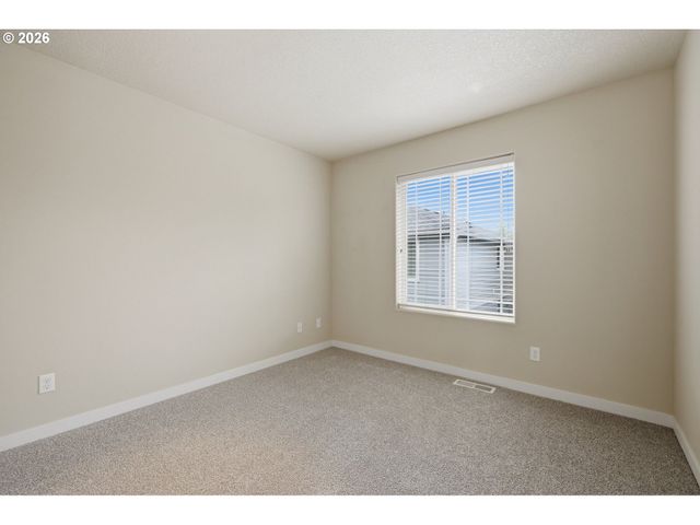 254 Sw 204TH Ter, Beaverton, OR 97006