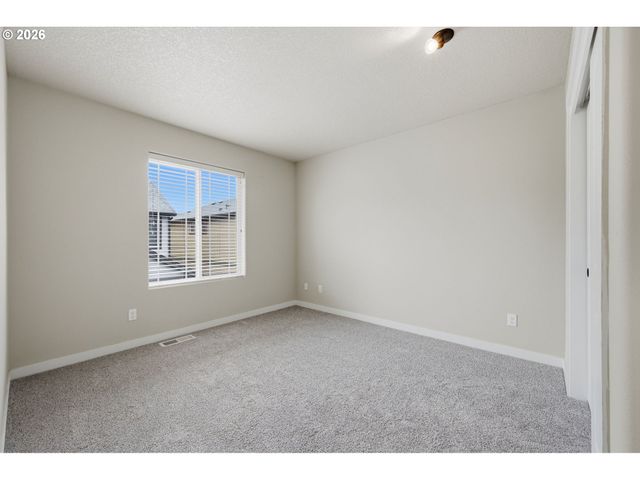 254 Sw 204TH Ter, Beaverton, OR 97006