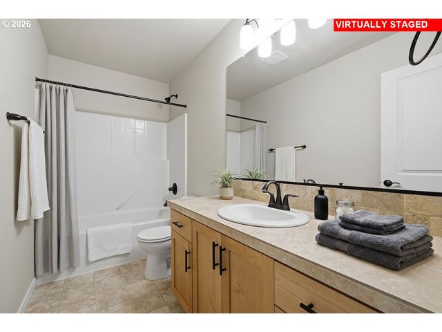 254 Sw 204TH Ter, Beaverton, OR 97006