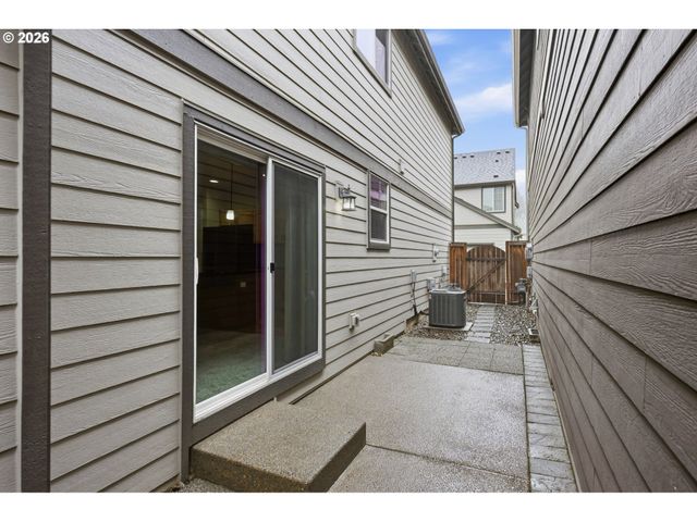 254 Sw 204TH Ter, Beaverton, OR 97006