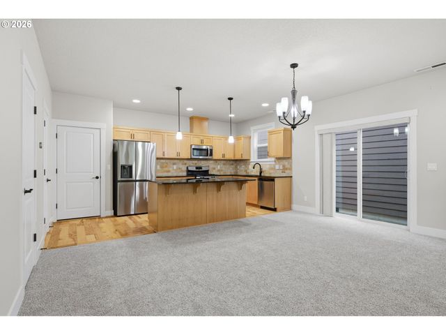 254 Sw 204TH Ter, Beaverton, OR 97006