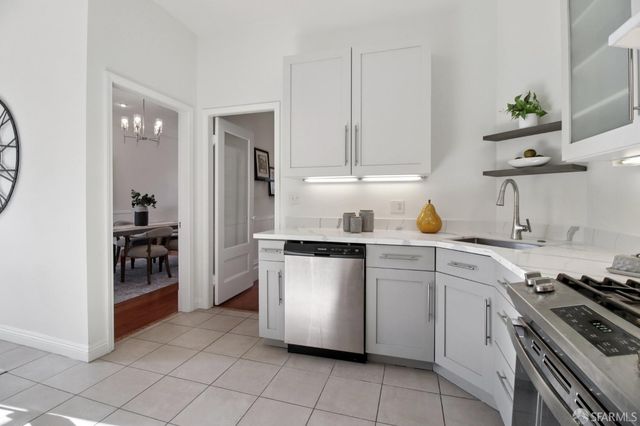 2940 Laguna Street, San Francisco, CA 94123