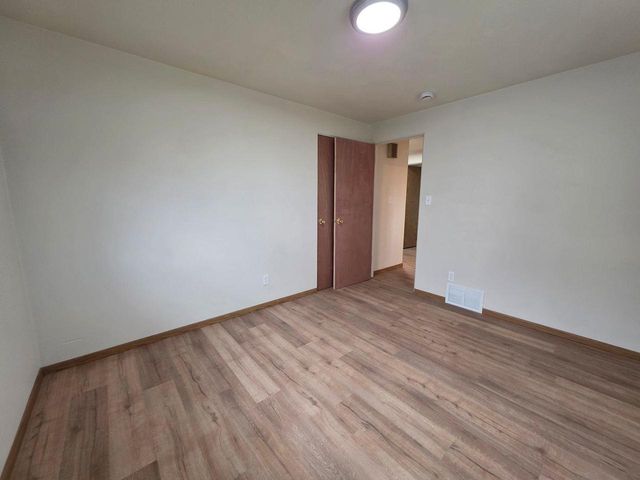 1254 MEADOW LANE, Neenah, WI 54956