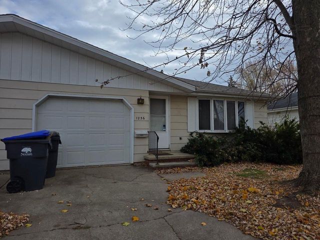 1254 MEADOW LANE, Neenah, WI 54956