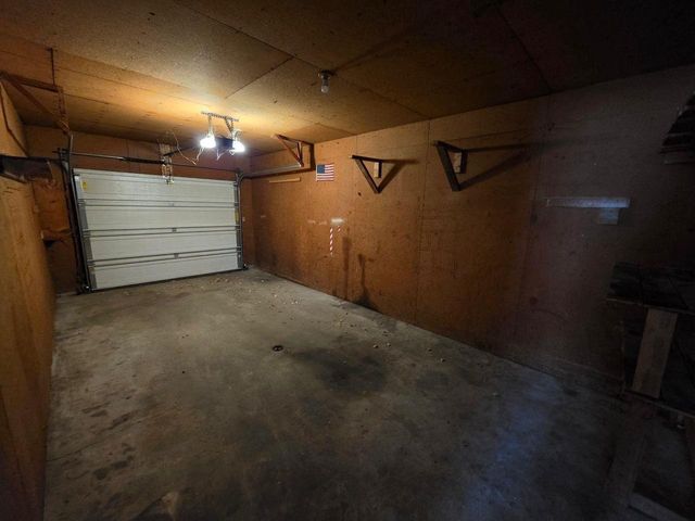 1254 MEADOW LANE, Neenah, WI 54956