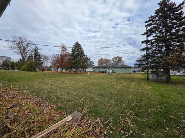 1254 MEADOW LANE, Neenah, WI 54956