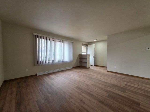 1254 MEADOW LANE, Neenah, WI 54956