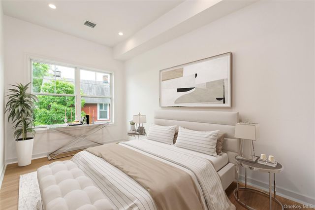 418 Atlantic Avenue 206, Oceanside, NY 11572