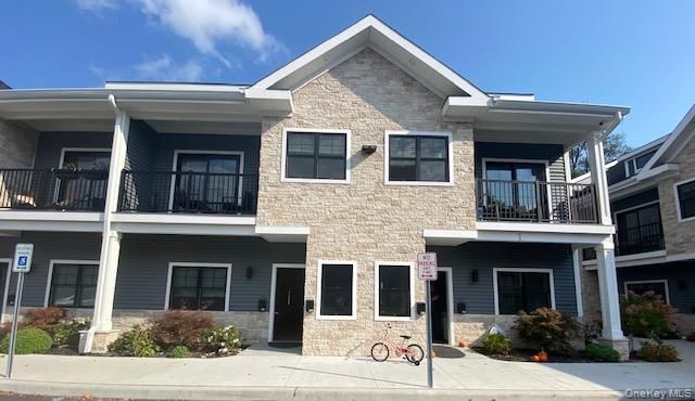 418 Atlantic Avenue 206, Oceanside, NY 11572