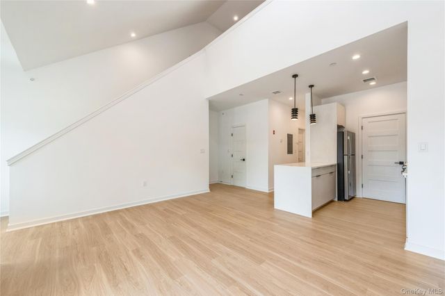 418 Atlantic Avenue 206, Oceanside, NY 11572