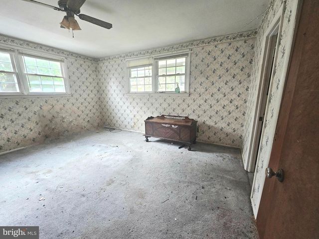 1256 SURREY RD, West Chester, PA 19382