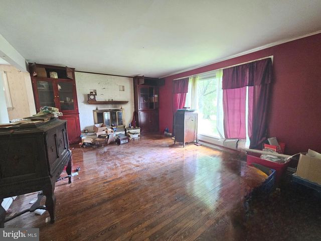1256 SURREY RD, West Chester, PA 19382