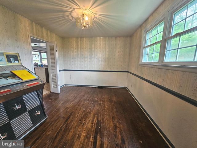 1256 SURREY RD, West Chester, PA 19382