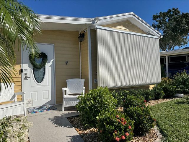 6633 53RD AVENUE E C-20, Bradenton, FL 34203
