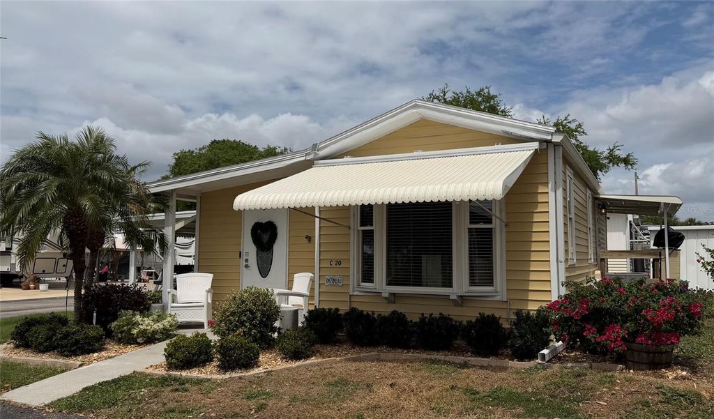 Image 2 of property listing at 6633 53RD AVENUE E C-20, Bradenton, FL 34203