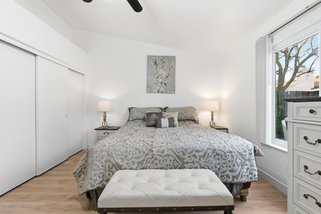 2404 E El Paso Avenue E, Fresno, CA 93720