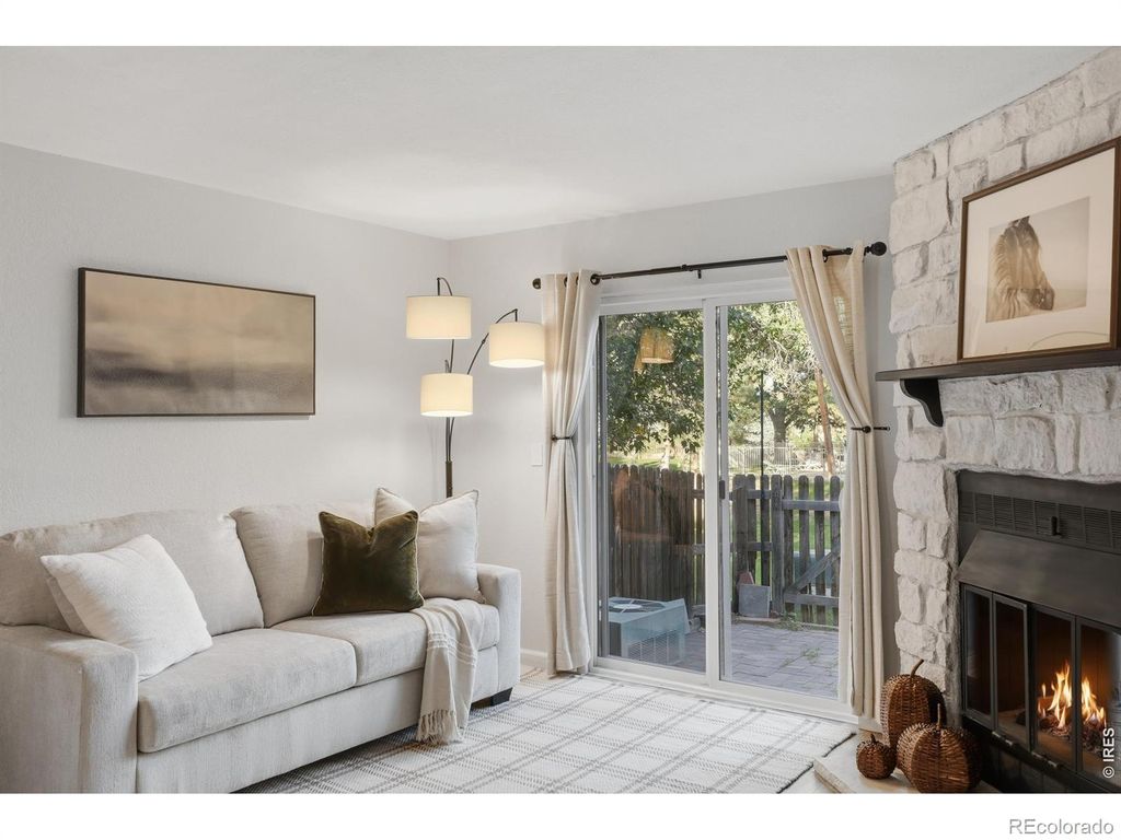 Image 14 of property listing at 8132 S Fillmore Circle, Centennial, CO 80122