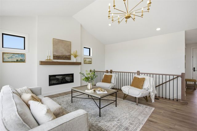1610 NW Parkside Lane, Waukee, IA 50263