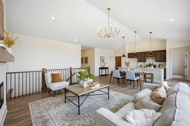 1610 NW Parkside Lane, Waukee, IA 50263