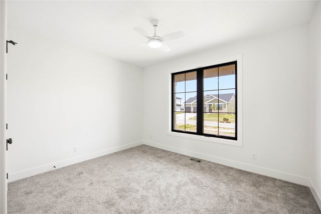 1610 NW Parkside Lane, Waukee, IA 50263