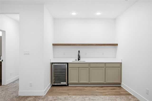 1610 NW Parkside Lane, Waukee, IA 50263