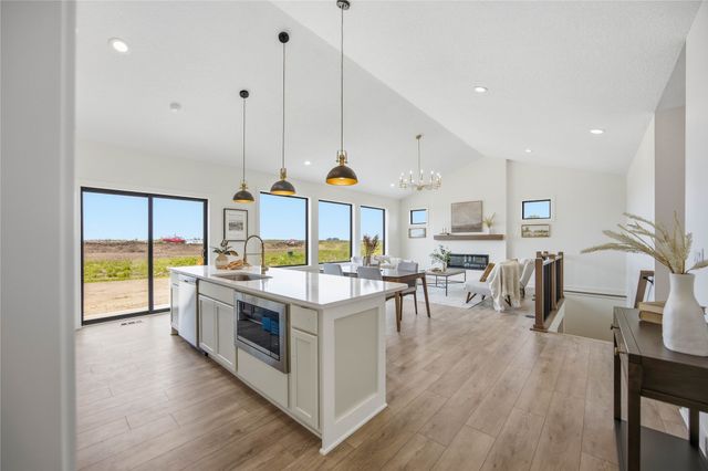 1610 NW Parkside Lane, Waukee, IA 50263