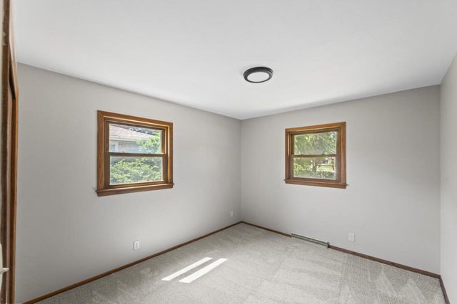 6101 W Edgerton AVENUE, Greendale, WI 53129