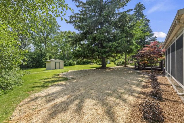 6101 W Edgerton AVENUE, Greendale, WI 53129