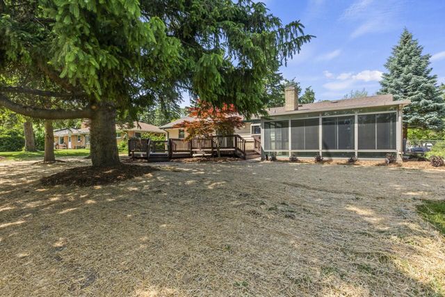 6101 W Edgerton AVENUE, Greendale, WI 53129