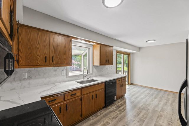 6101 W Edgerton AVENUE, Greendale, WI 53129