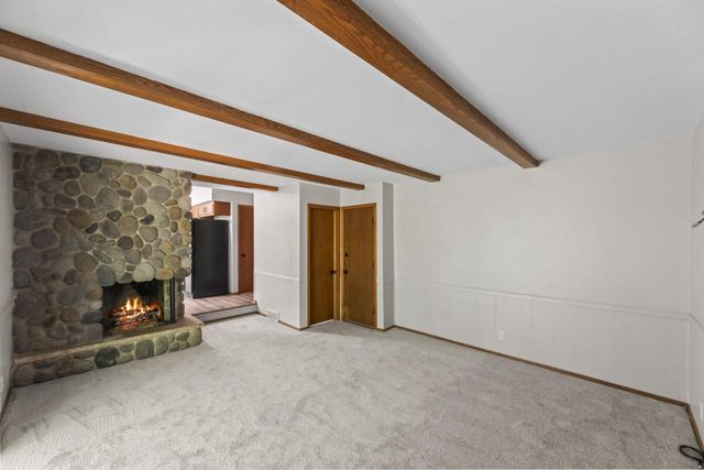6101 W Edgerton AVENUE, Greendale, WI 53129
