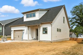 1338 Isaiah Dr, Clarksville, TN 37042
