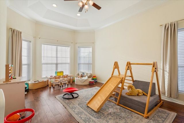 900 Queen Elizabeth Drive, Waco, TX 76657