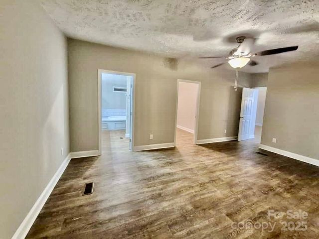 110 Venture Drive, Salisbury, NC 28147