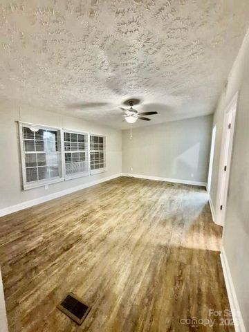 110 Venture Drive, Salisbury, NC 28147