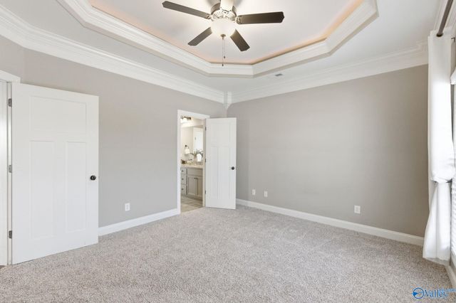4406 Lake Willow Blvd SE, Owens Cross Roads, AL 35763