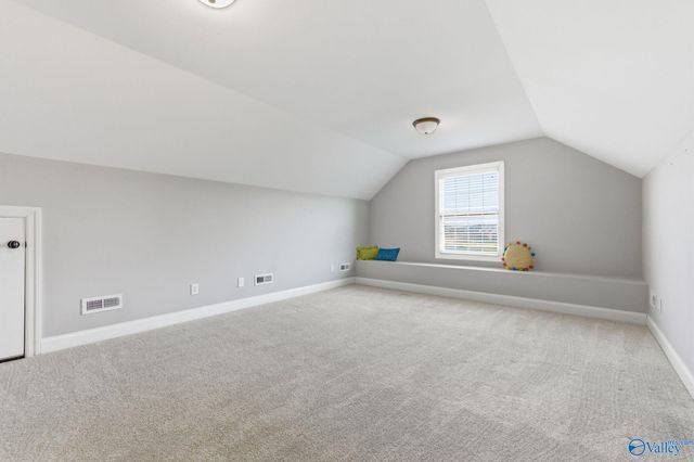 4406 Lake Willow Blvd SE, Owens Cross Roads, AL 35763