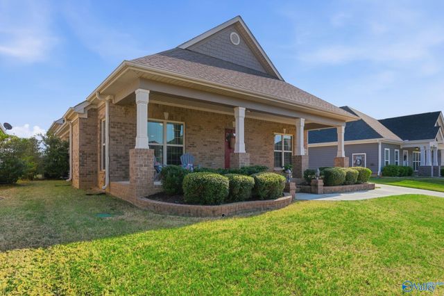 4406 Lake Willow Blvd SE, Owens Cross Roads, AL 35763