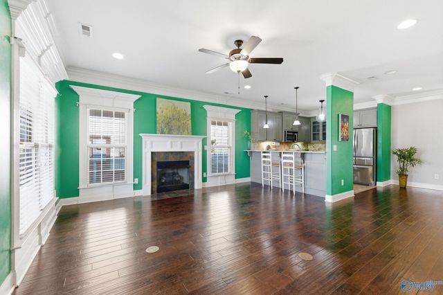 4406 Lake Willow Blvd SE, Owens Cross Roads, AL 35763