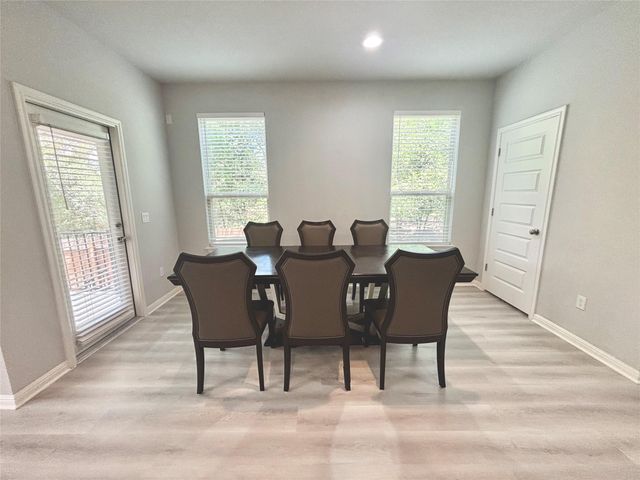 2301 Limestone Lake DR 43, Georgetown, TX 78633