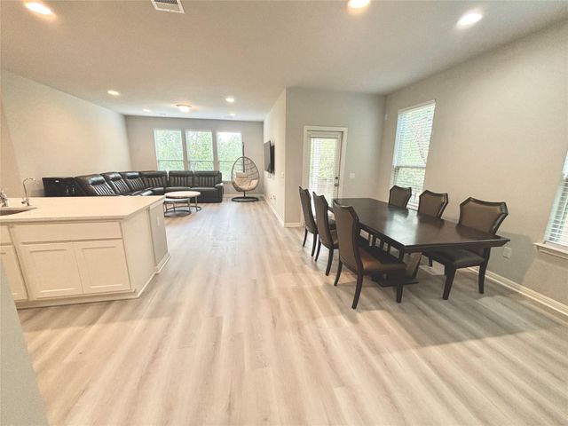 2301 Limestone Lake DR 43, Georgetown, TX 78633