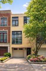 65 W Schiller Street, Chicago, IL 60610