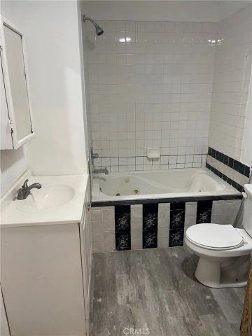 9430 Glade Ave, Chatsworth, CA 91311