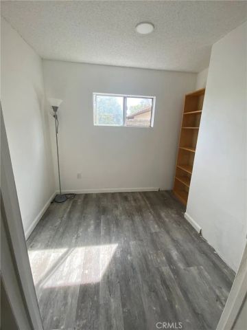 9430 Glade Ave, Chatsworth, CA 91311