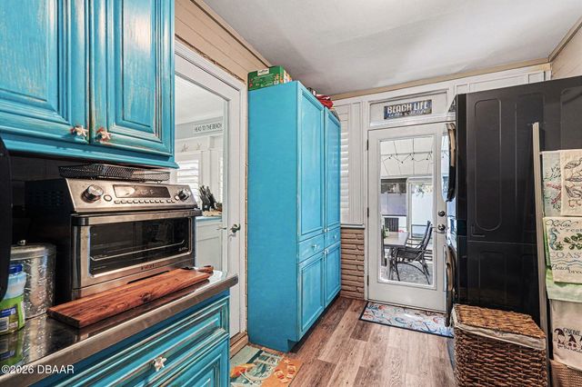 302 Riverside Drive, Holly Hill, FL 32117